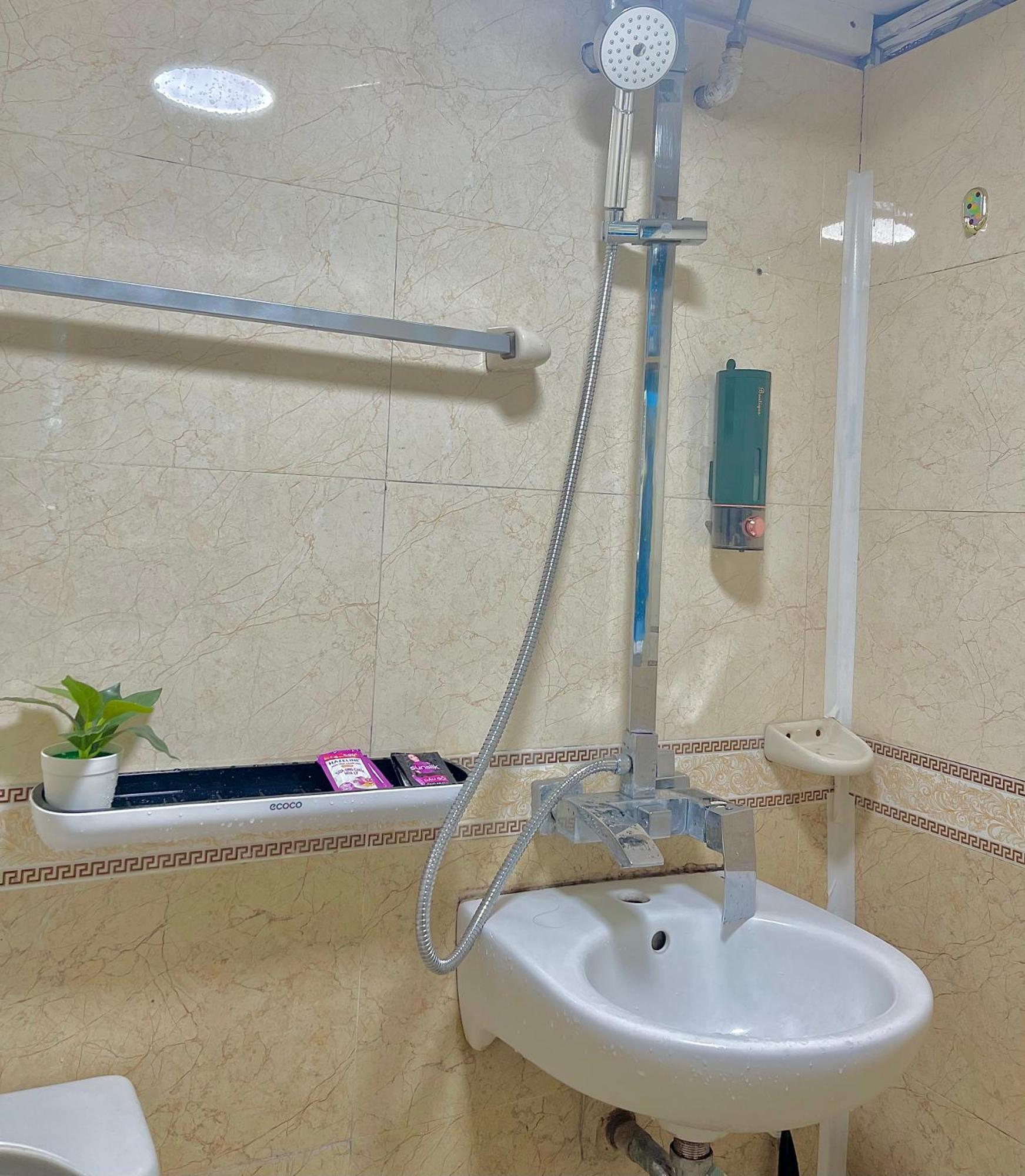 Happy Old House 1738 Apartment Ханой Екстериор снимка